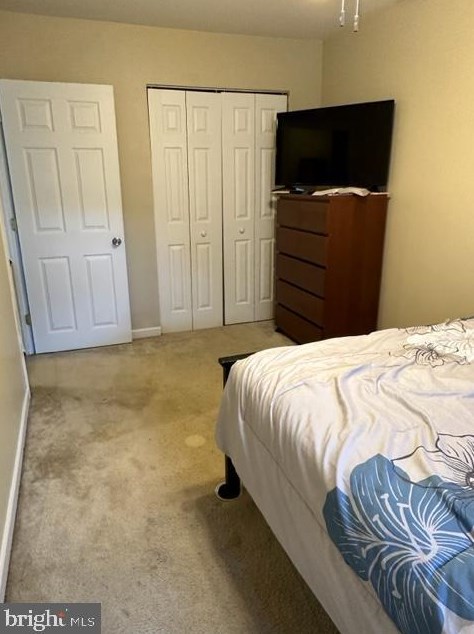 8026 Chelwynde Ave, Philadelphia PA 19153-1108 exterior