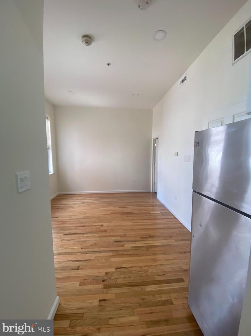 1932 N 7th St #4, Philadelphia, PA 19122