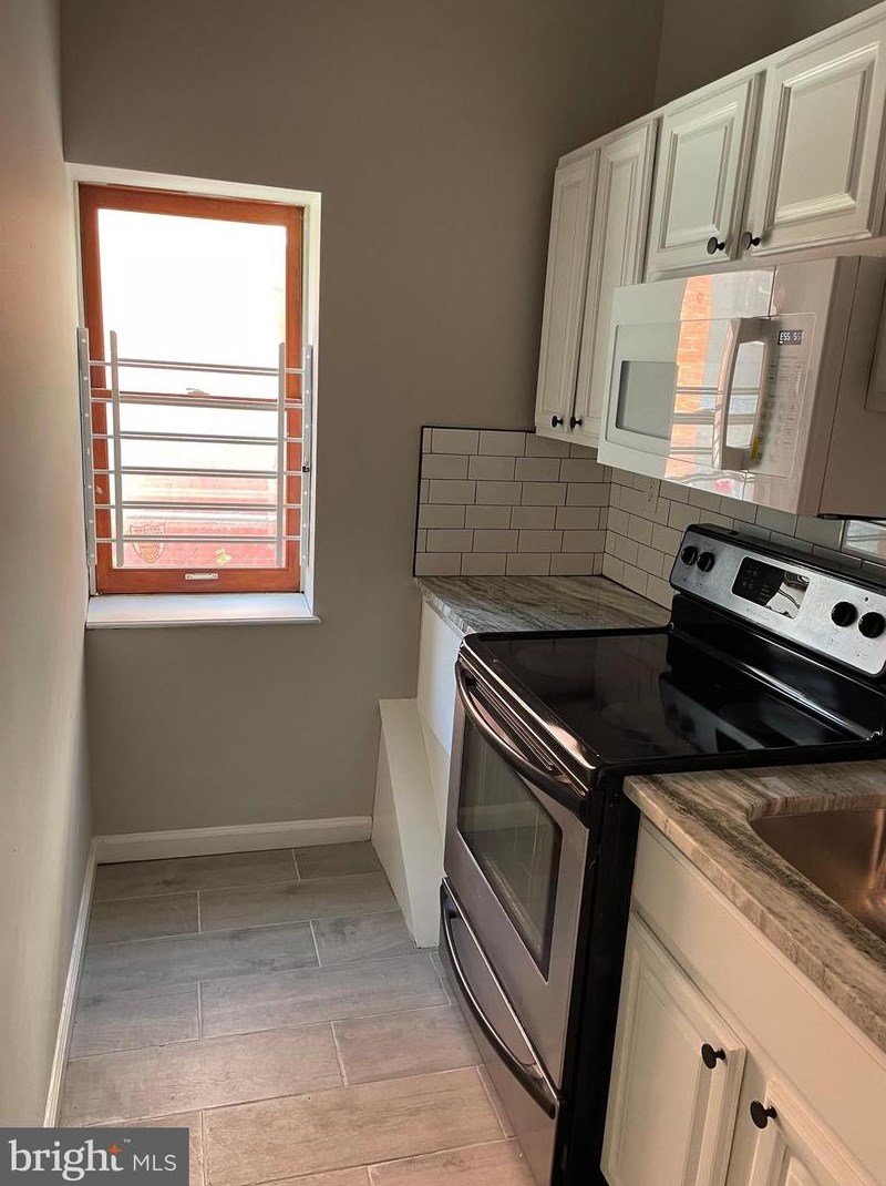 1745 W Diamond St Apt 3, Philadelphia, PA 19121