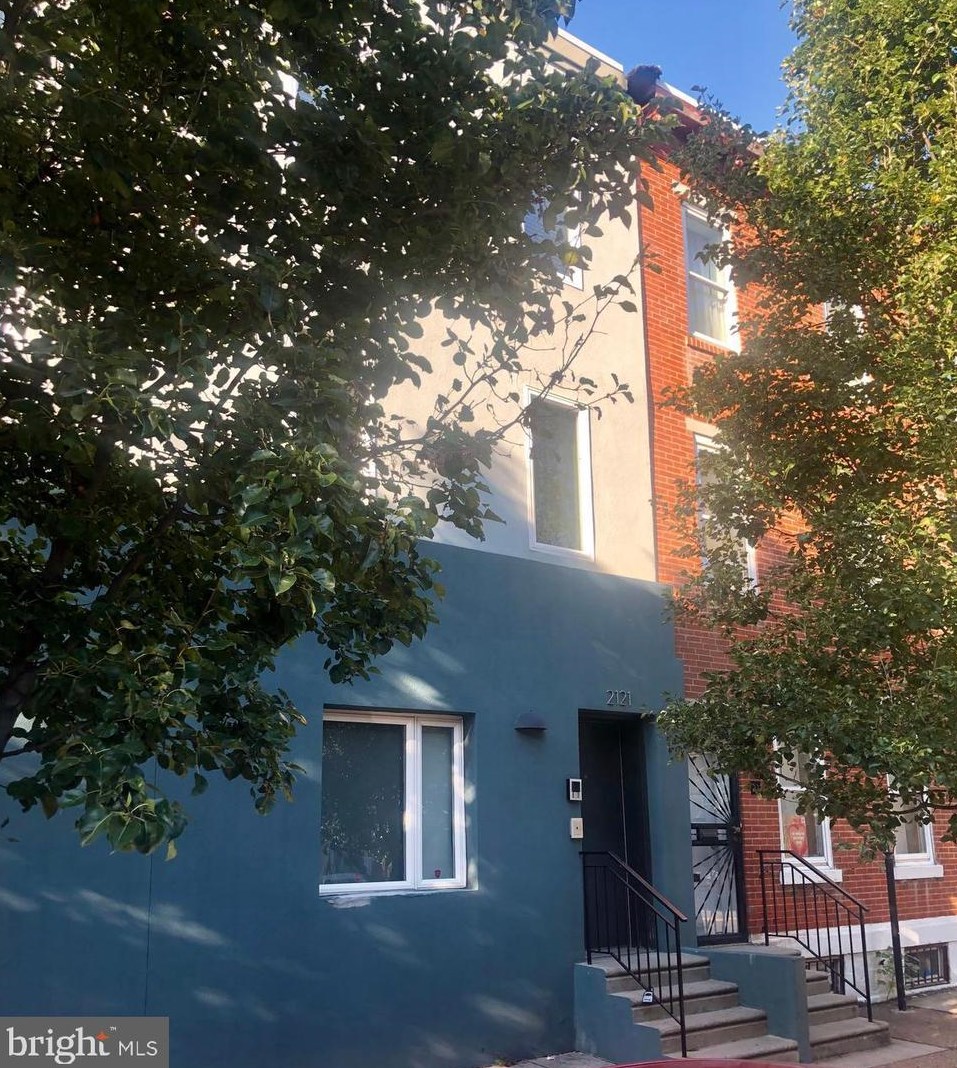 2121 Christian St # 1, Philadelphia, PA