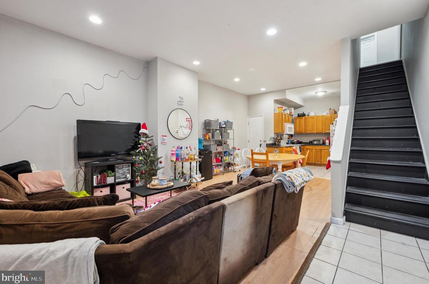 1842 Willington St, Philadelphia, PA 19121-3304