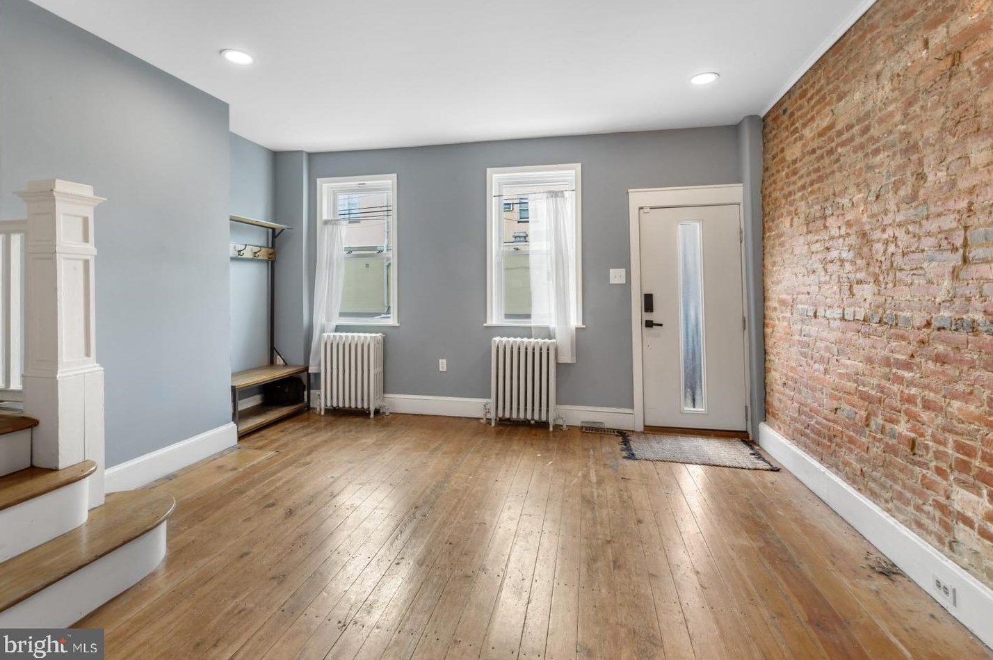 1137 Palmer St, Philadelphia PA  19125-4220 exterior