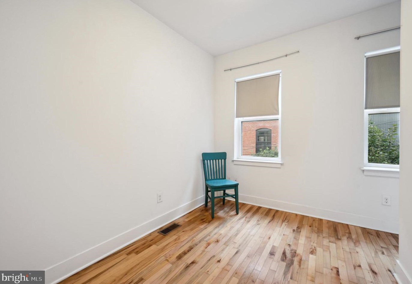 2143 Harold St, Philadelphia PA  19125-1413 exterior