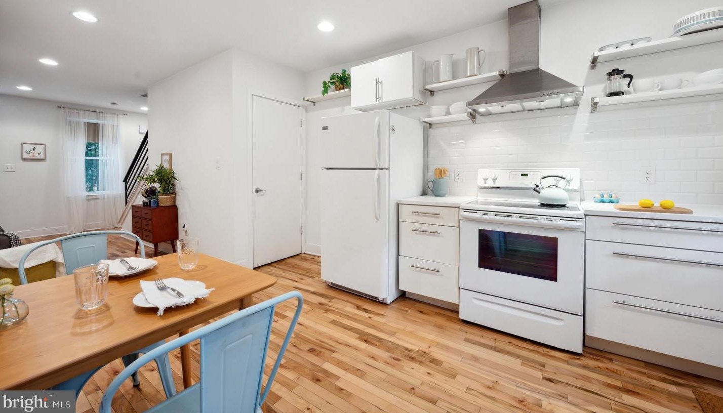 2143 Harold St, Philadelphia PA  19125-1413 exterior