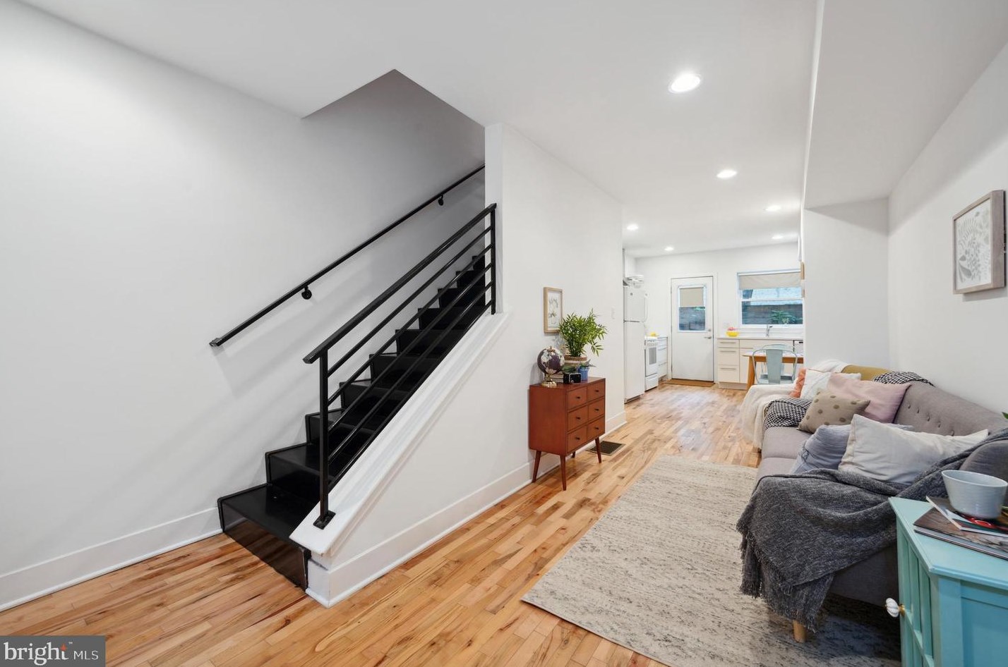 2143 Harold St, Philadelphia PA  19125-1413 exterior