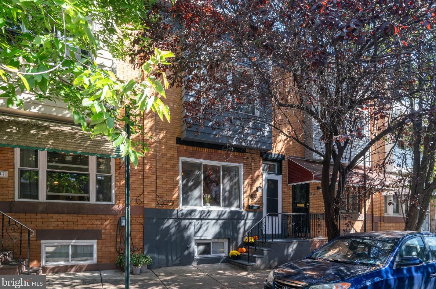 1115 Linn St, Philadelphia, PA 19147-6307