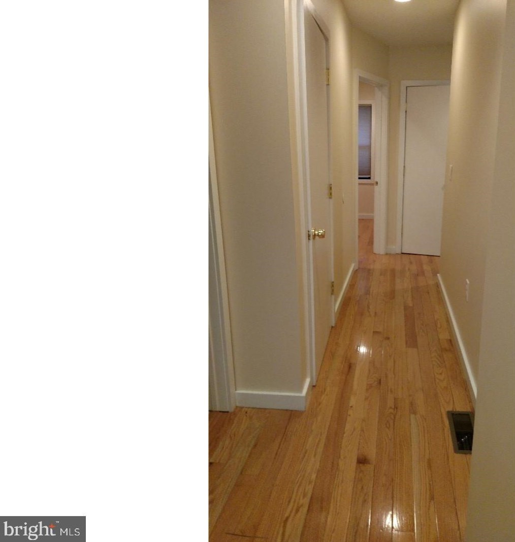 1005 S 8th St, Philadelphia, PA 19147