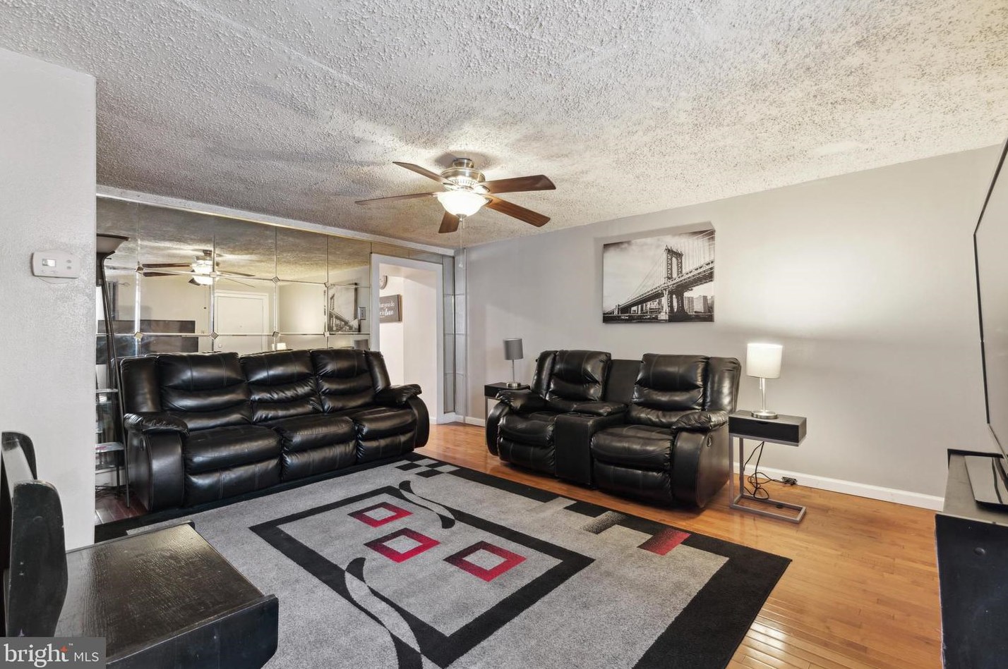 108 Roxborough Ave, Philadelphia, PA 19127-1509