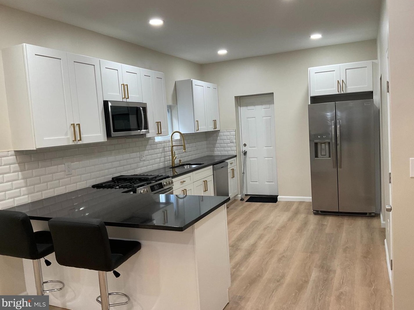 5051 Haverford Ave, Philadelphia PA 19104-1823 exterior