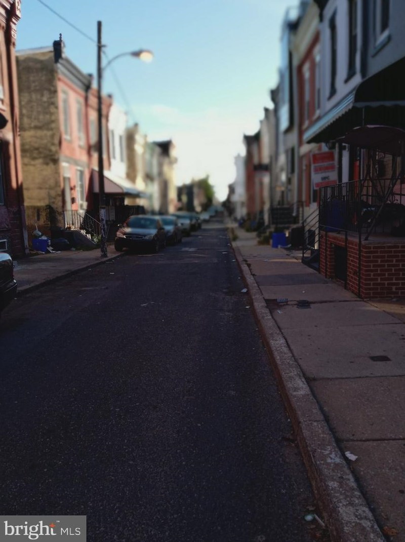 1731 Dover St, Philadelphia, PA 19145-1619