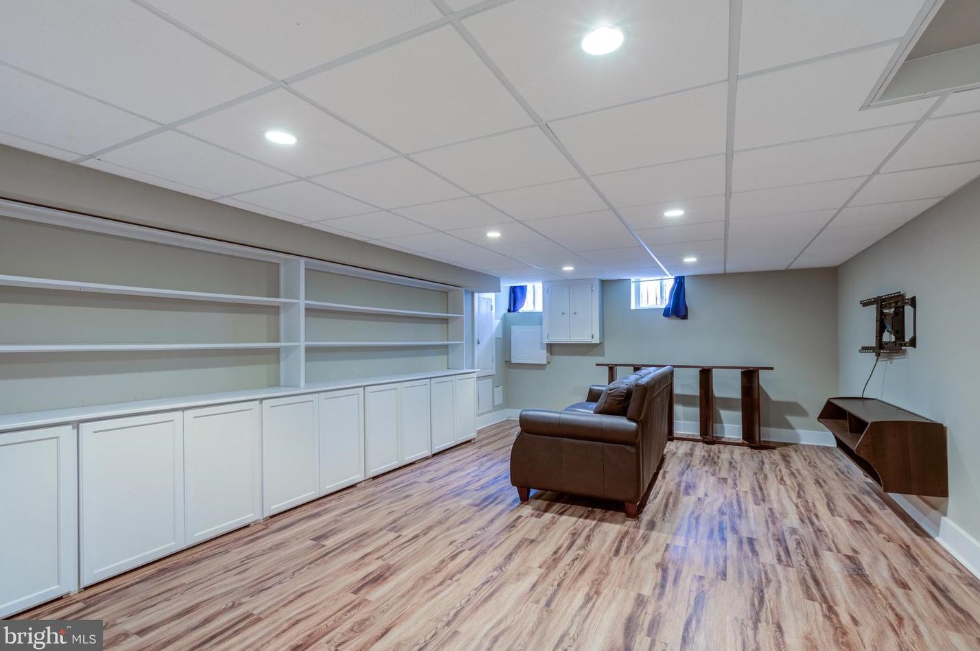 2221 Susquehanna Ave, Philadelphia PA 19121-0013 exterior