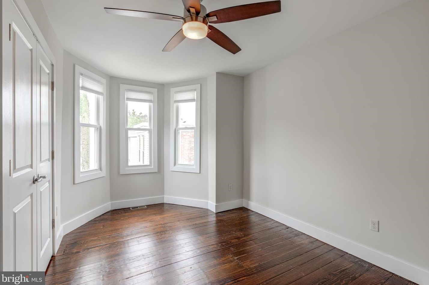 2221 Susquehanna Ave, Philadelphia PA 19121-0013 exterior