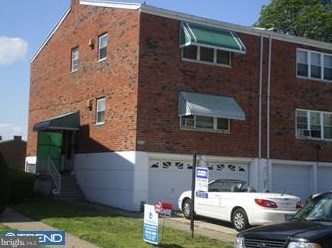 7413 Lapwing Pl, Philadelphia, PA 19153-2321