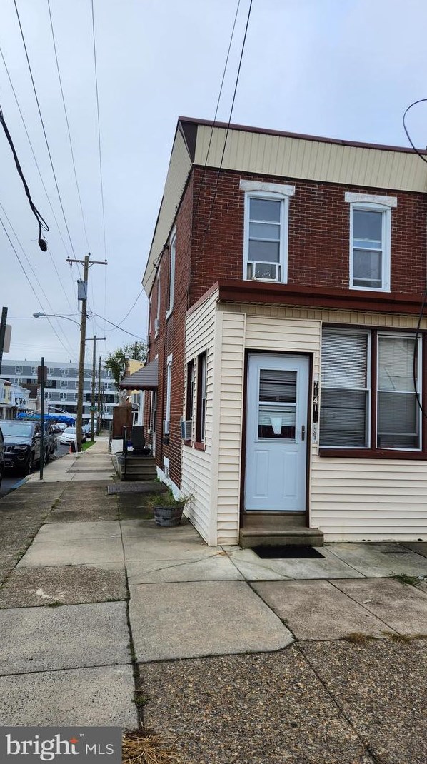 7141 Edmund St, Philadelphia, PA 19135-1301
