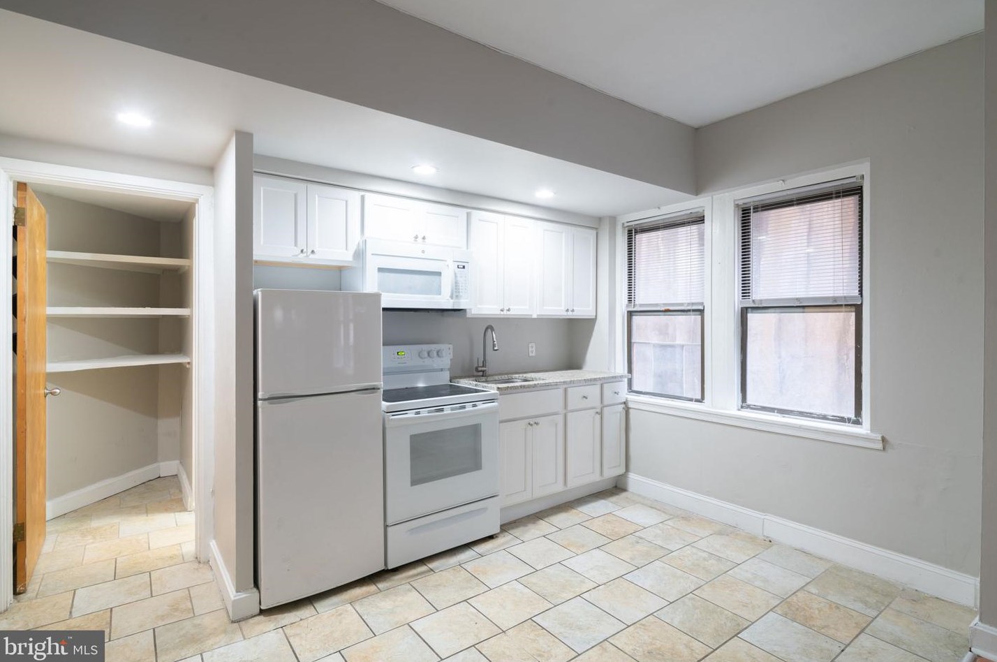 1321 Spruce St #4d, Philadelphia, PA 19107