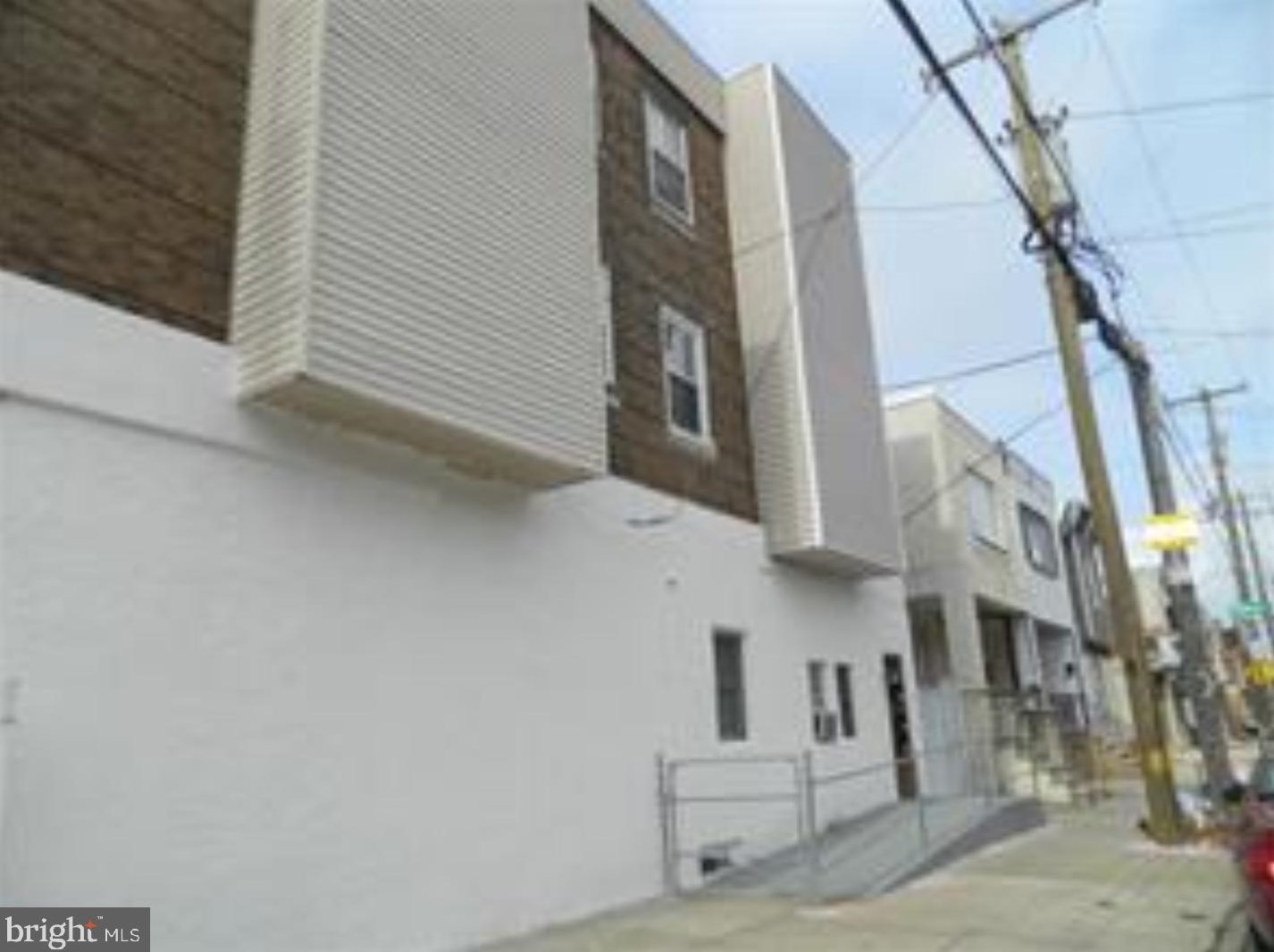 2400 S 4th St #2nd Fl, Philadelphia, PA 19148