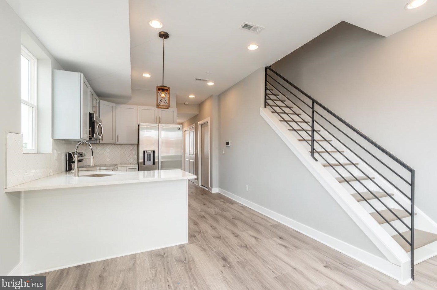 2729 W Glenwood Ave #b, Philadelphia, PA 19121