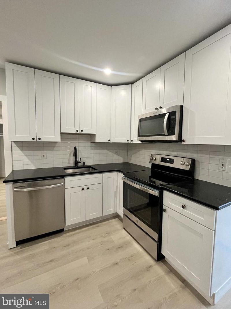 2151 S 22nd St #2, Philadelphia, PA 19145