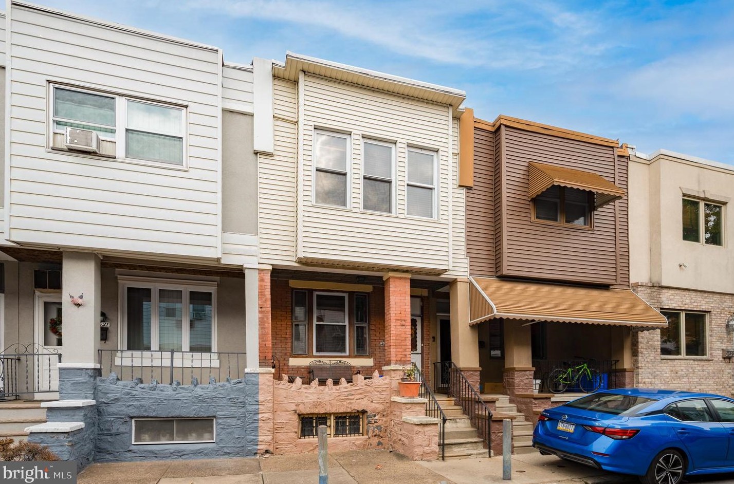 2623 Warnock St, Philadelphia, PA 19133-1627