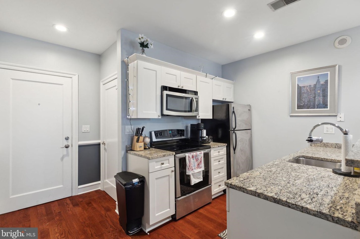 1811 Chestnut St #702, Philadelphia, PA 19103
