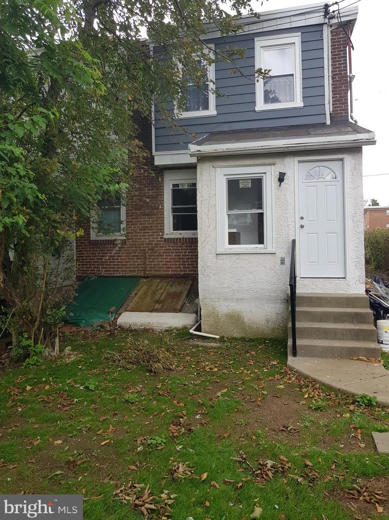719 Rhawn St #1st Fl, Philadelphia, PA 19111