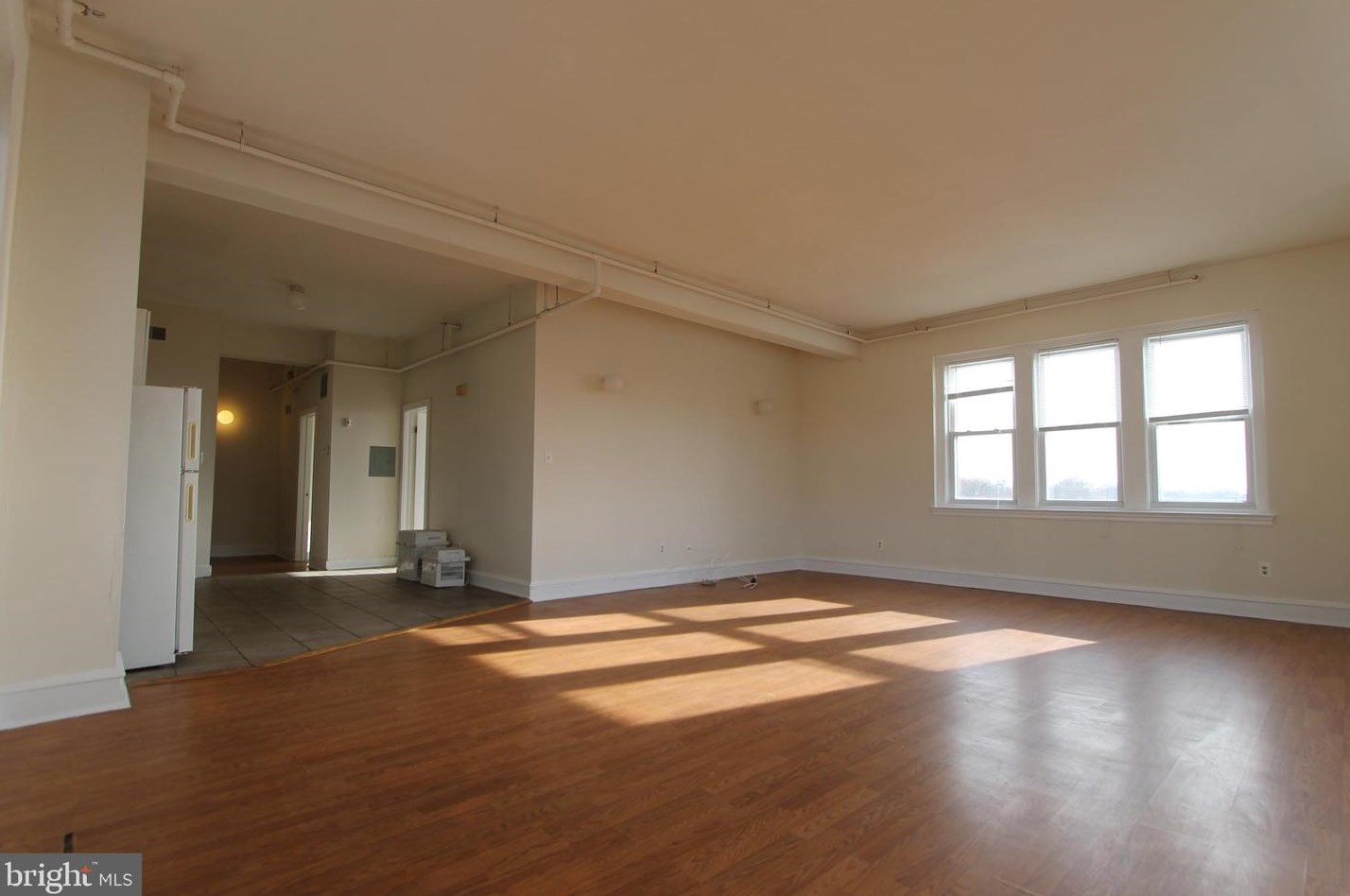 100 E Price St #3d, Philadelphia, PA 19144