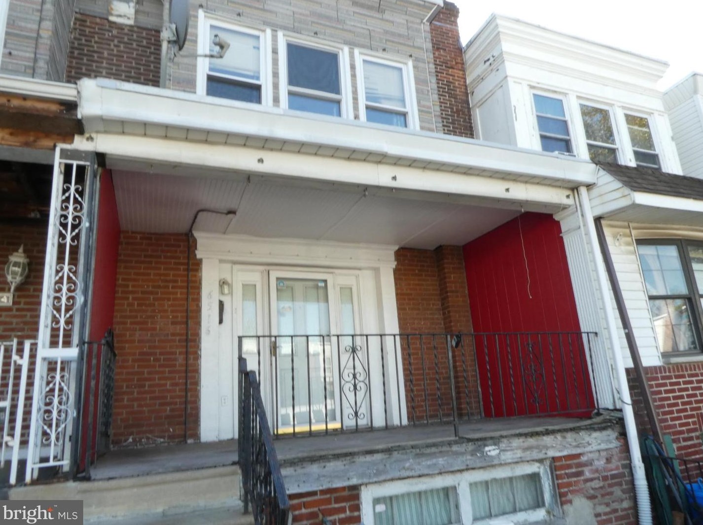 6516 Grays Ave, Philadelphia, PA 19142-2818