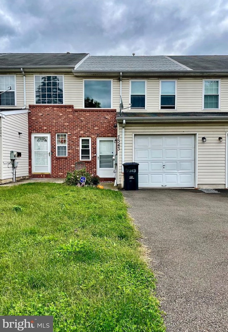 7343 Rockwell Ave, Philadelphia PA  19111-3005 exterior