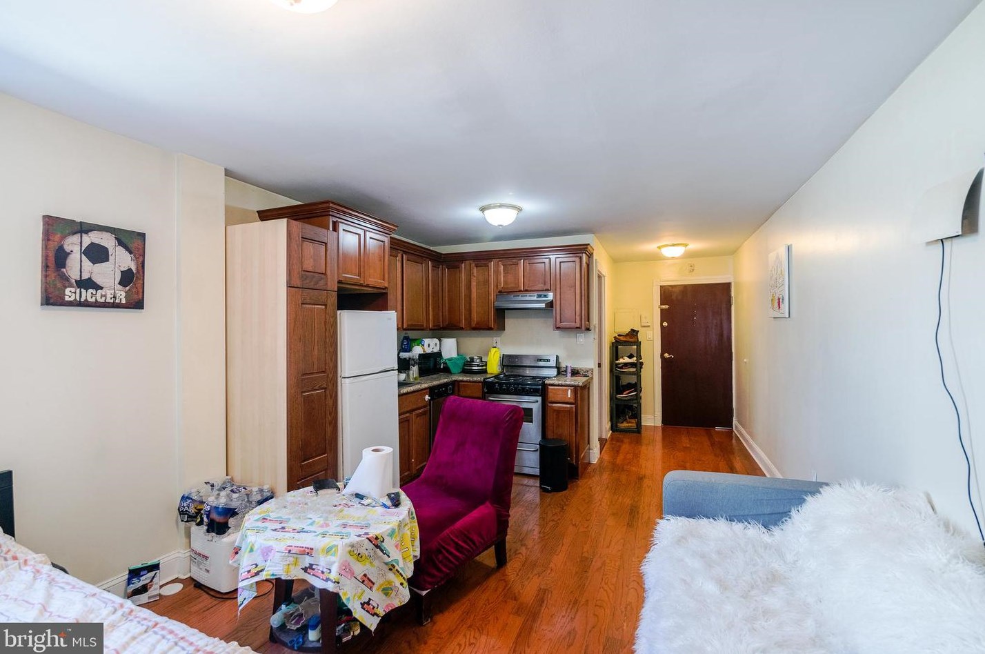 2504 S Broad St #5, Philadelphia, PA 19145