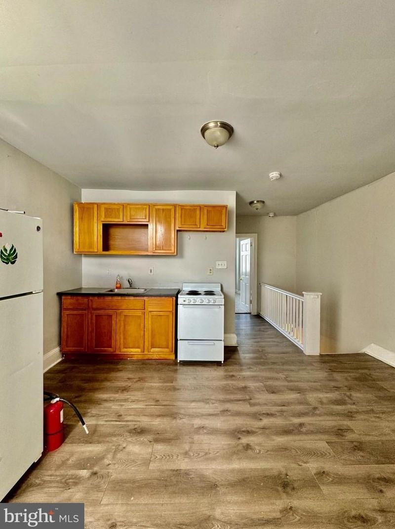 2016 S 68th St #2, Philadelphia, PA 19142
