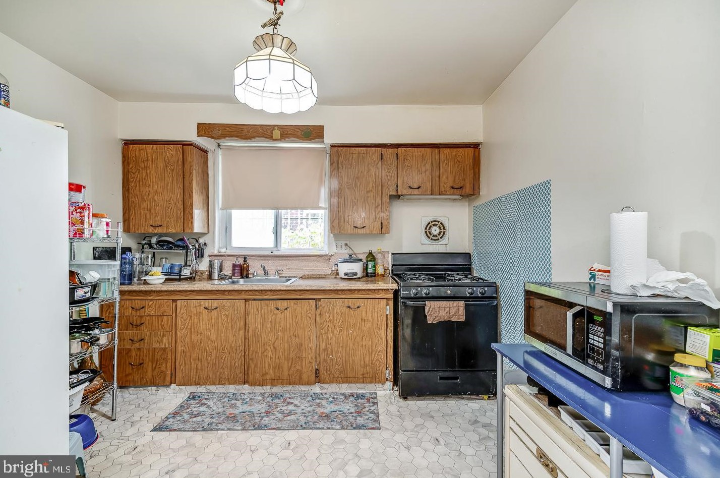 7720 Summerdale Ave, Philadelphia PA 19111-3548 exterior