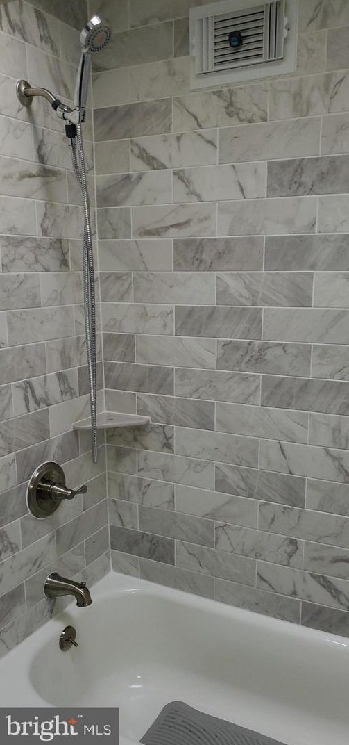 3645 Newberry Rd, Philadelphia PA 19154-1611 exterior