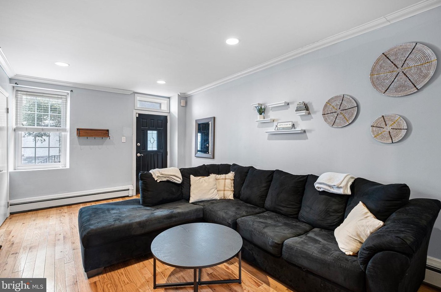 147 East St, Philadelphia PA  19127-1805 exterior