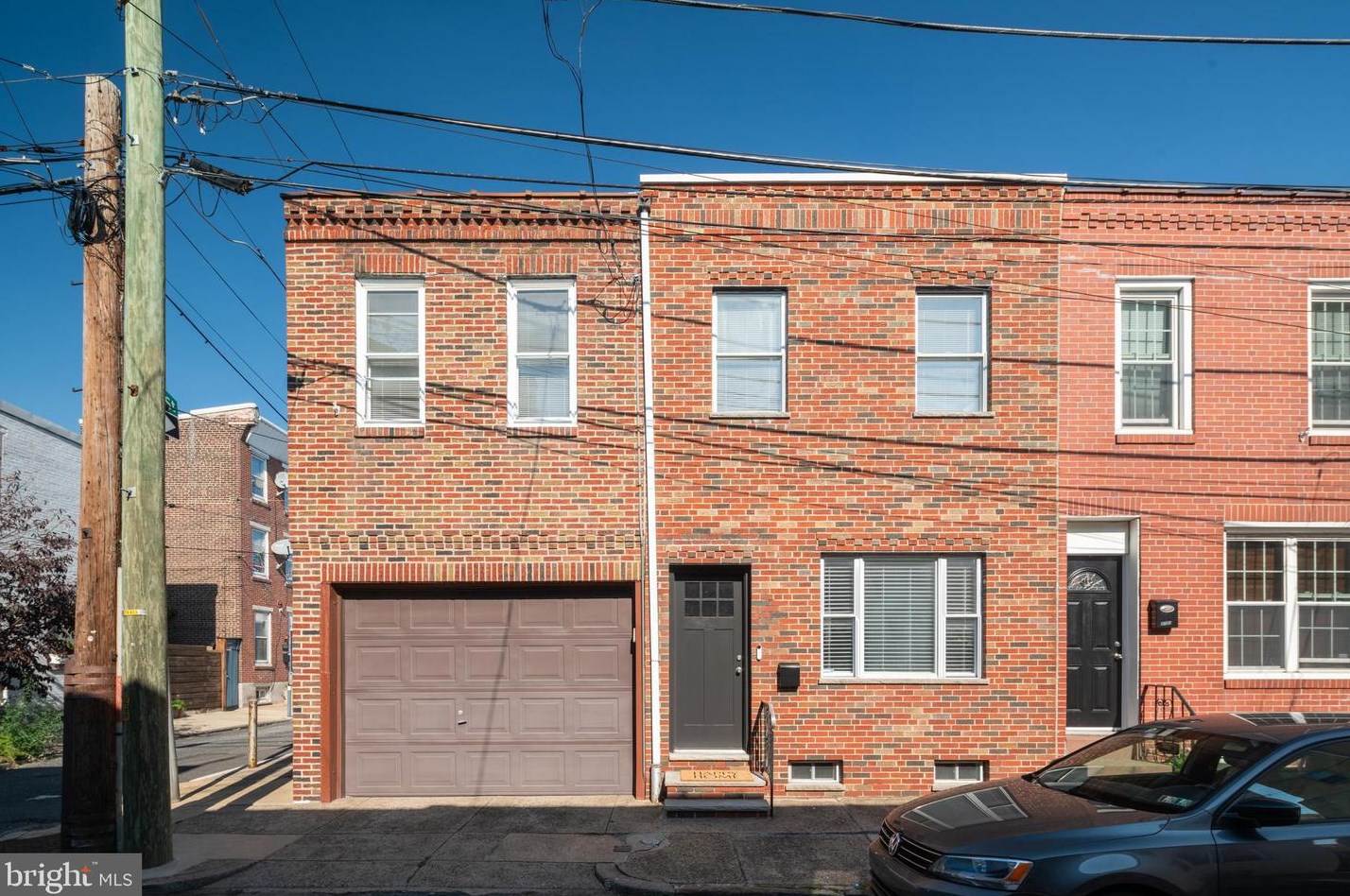 2719 Albert St, Philadelphia, PA 19125-4020