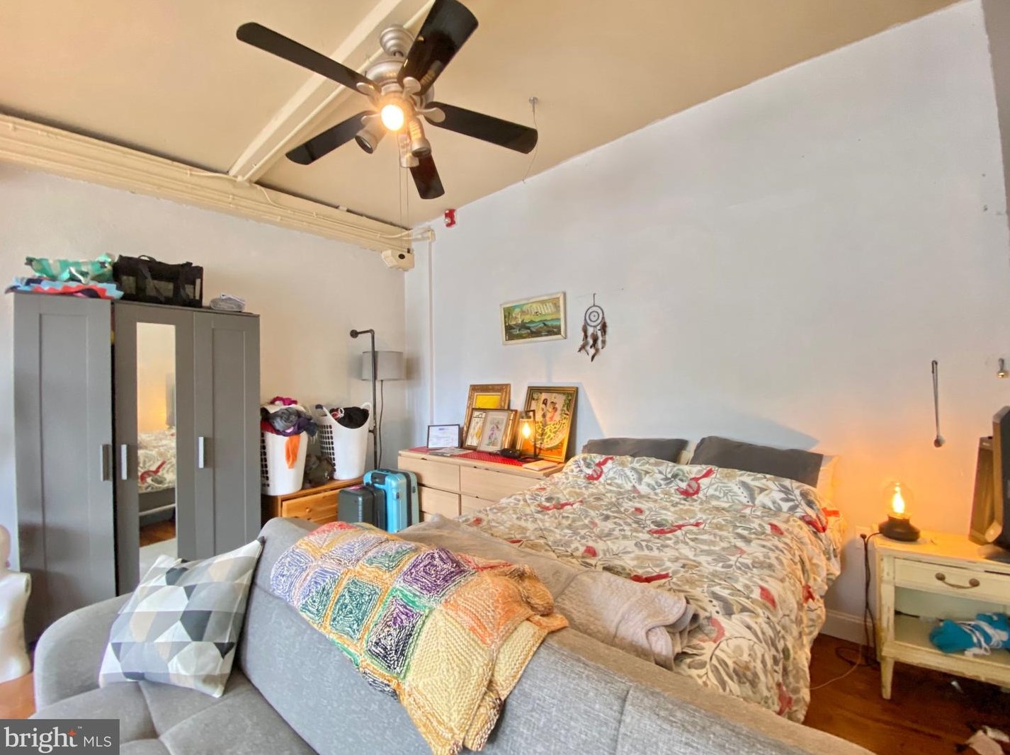 14 W Harvey St #2e, Philadelphia, PA 19144