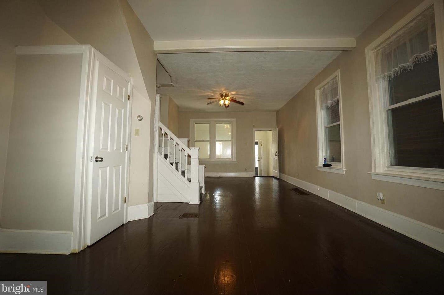 135 E Duval St, Philadelphia, PA 19144