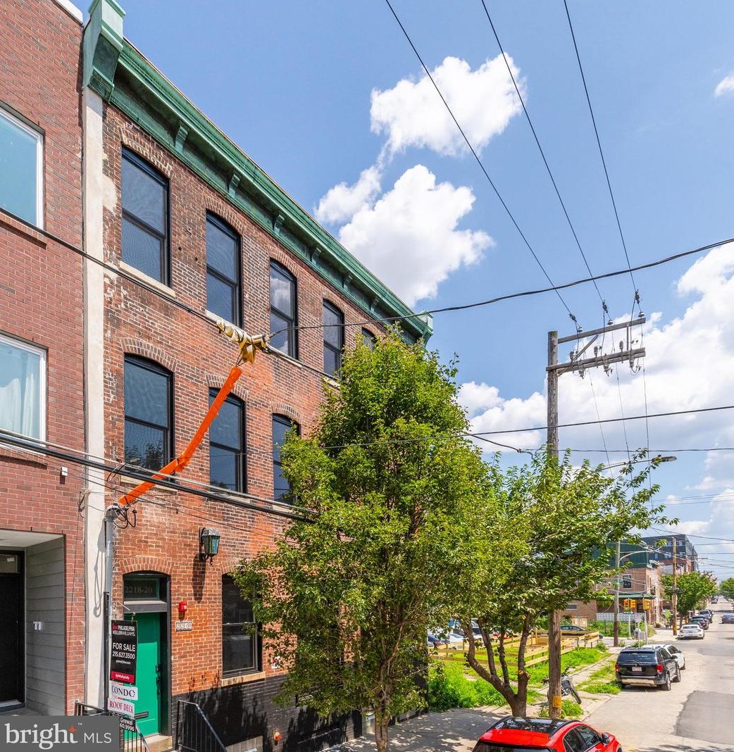 2218 Emerald St #1, Philadelphia, PA 19125
