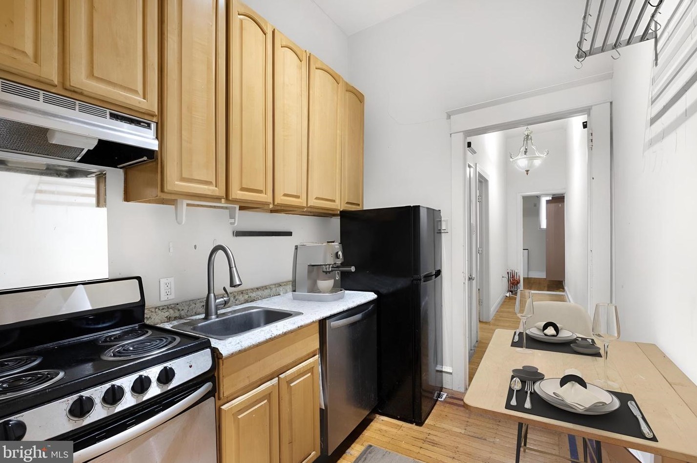 1825 S Broad St #1r, Philadelphia, PA 19148