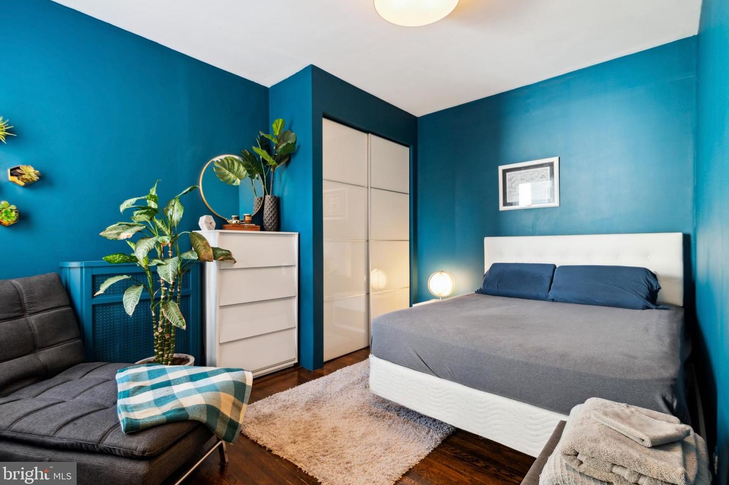 2310 Huntingdon St, Philadelphia PA 19125-3705 exterior