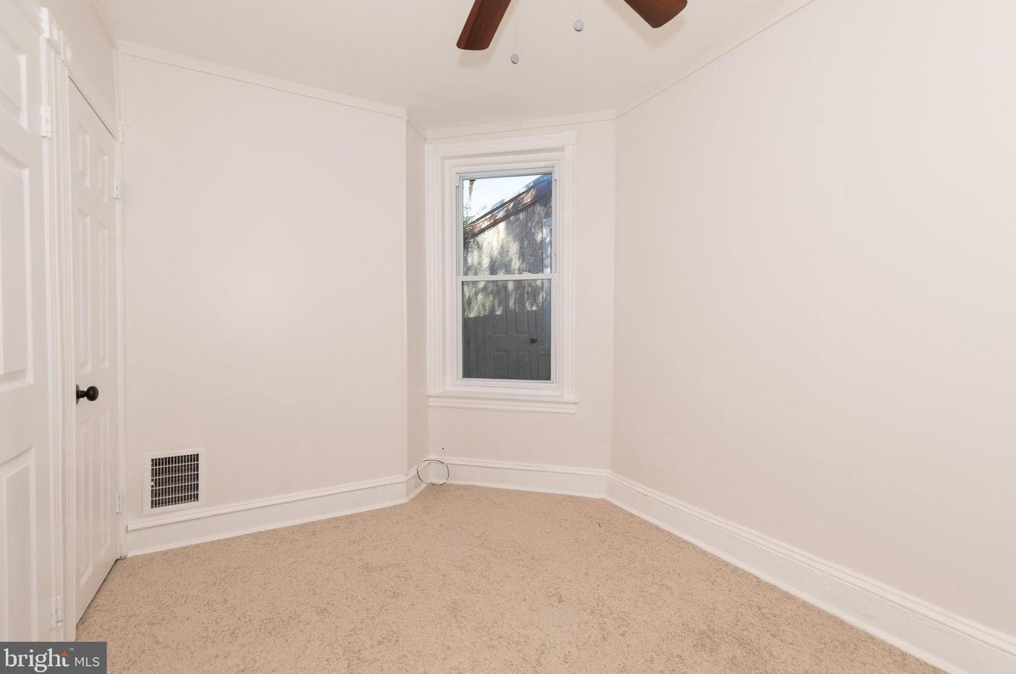 6408 Lambert St, Philadelphia PA  19138-3020 exterior