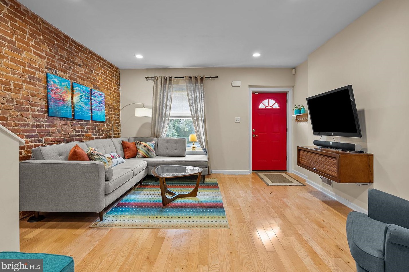 1430 N 24th St, Philadelphia, PA 19121
