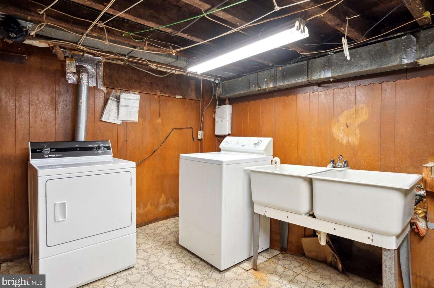 308 Tree St, Philadelphia PA  19148-3311 exterior