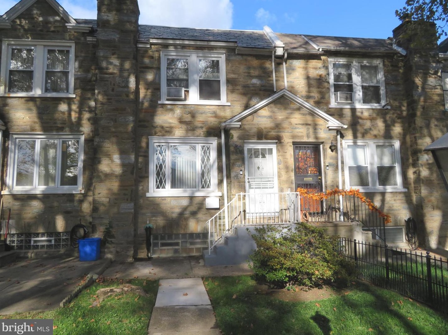 465 Van Kirk St, Philadelphia, PA 19120-1120