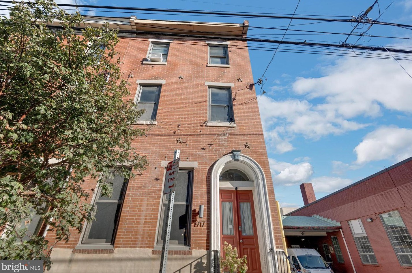 1917 Poplar St #2, Philadelphia, PA 19130