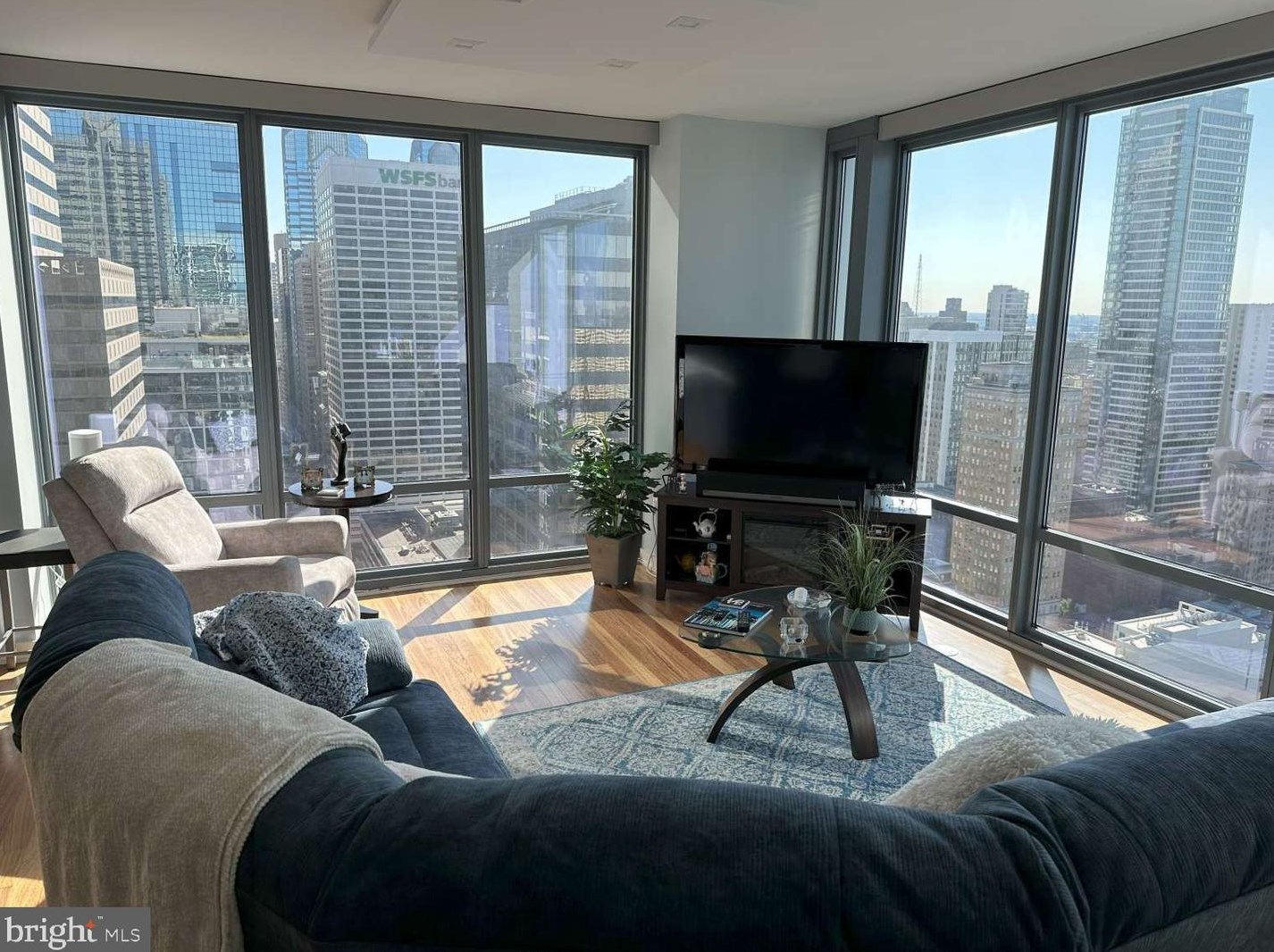 2101 Market St #3506, Philadelphia, PA 19103