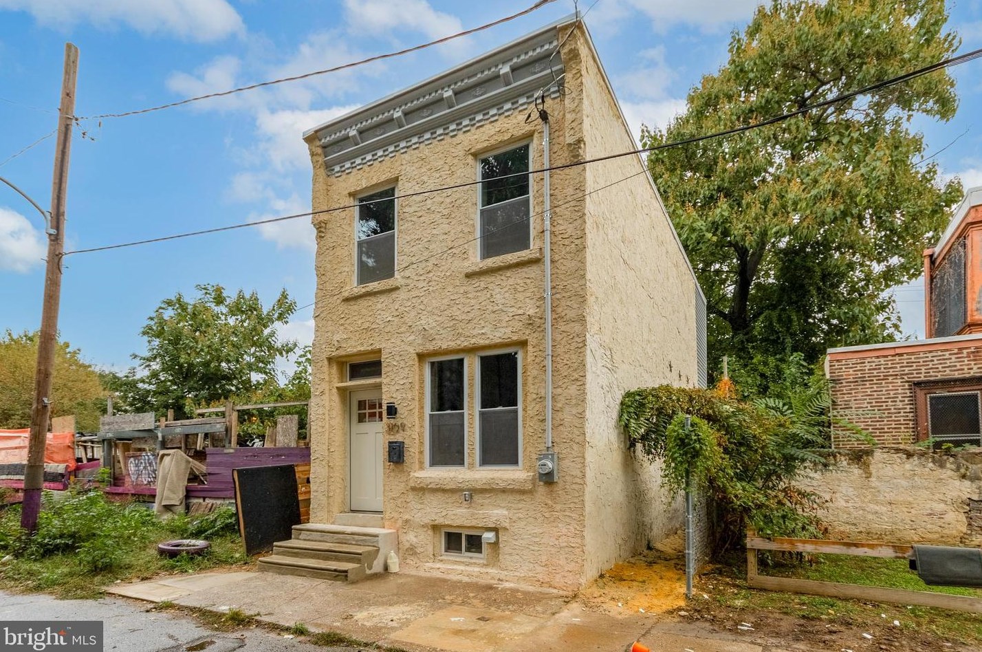 3109 W Arizona St, Philadelphia, PA 19132