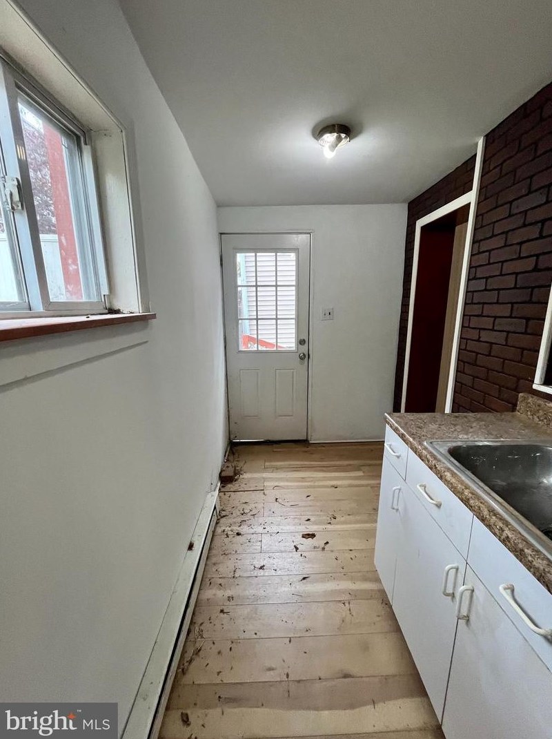 424 Delmar St, Philadelphia PA 19128-4501 exterior