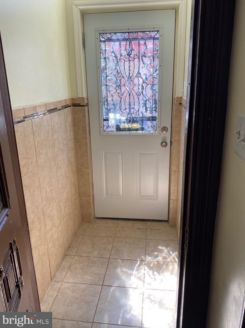 1931 Page St, Philadelphia, PA 19121