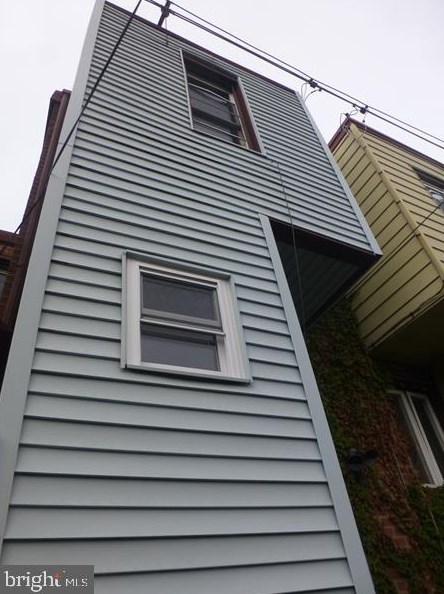 6820 Marsden St, Philadelphia, PA 19135