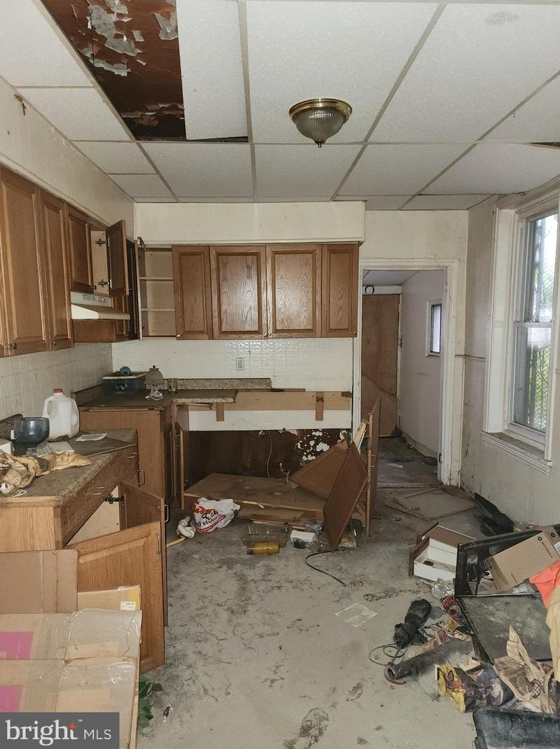 2722 York St, Philadelphia, PA 19125-0036